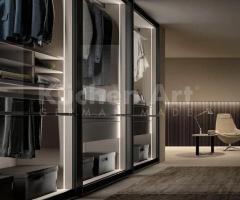 Armoire Coulissante 3 Portes en Verre : Élégance Transparente et Fonctionnalité Silencieuse
